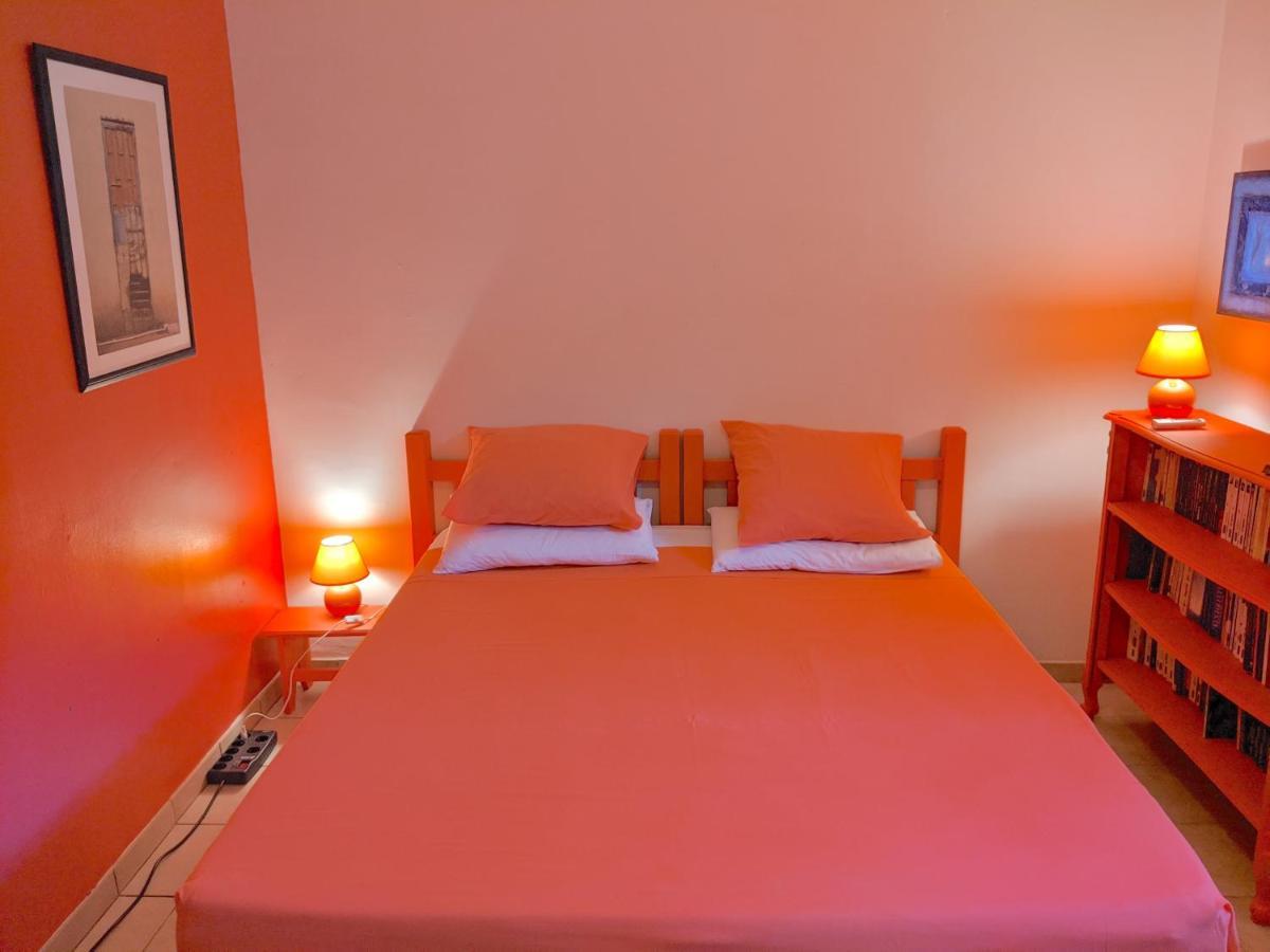 Mangoplaya Deshaies Room photo